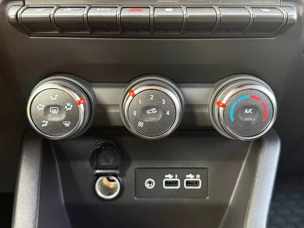 Renault Clio 1.0 TCe 67 kW Evolution LPG - foto 14
