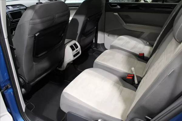 Volkswagen Touran 1,4 TSI DSG Highline blue pear - foto 13