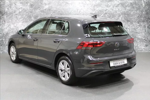 Volkswagen Golf 1,0 TSI Life CZ původ - foto 3
