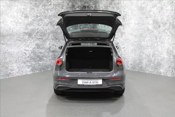 Volkswagen Golf 1,0 TSI Life CZ původ - foto 5