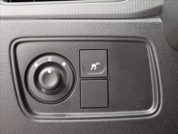 Renault Kangoo 1,5 DCi 70kw zachovalý stav - foto 15