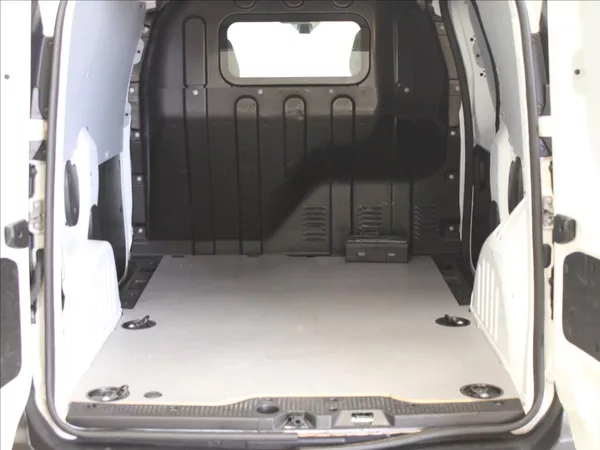 Renault Kangoo 1,5 DCi 70kw zachovalý stav - foto 8