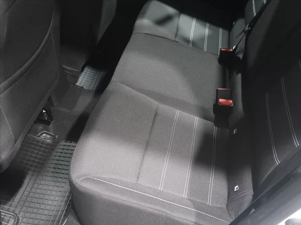 Dacia Sandero 1,0 SCe 67 1. maj. CZ 7800km - foto 13