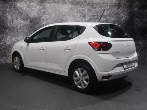 Dacia Sandero 1,0 TCe 67 1. maj. CZ 7800km - foto 3