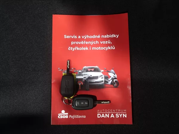 Dacia Sandero 1,0 SCe 67 1. maj. CZ 7800km - foto 30