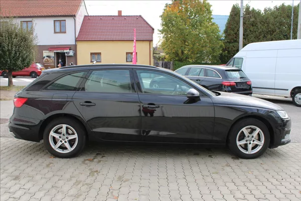 Audi A4 2,0 TDI 120kw AT - foto 3