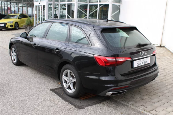 Audi A4 2,0 TDI 120kw AT - foto 4