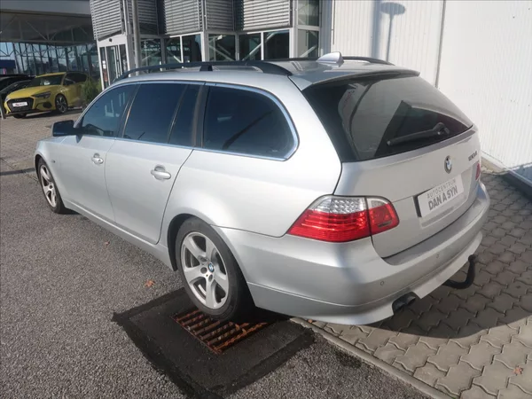 BMW Řada 5 3,0 d, CZ původ, serv.kniha - foto 4