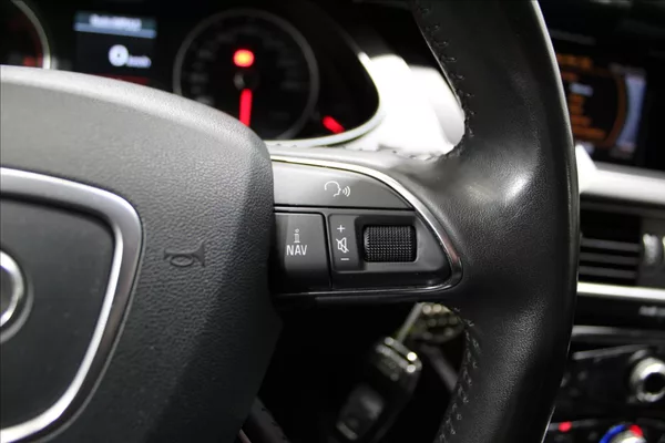 Audi A4 Allroad 2,0 TDI Quattro, xenony - foto 20