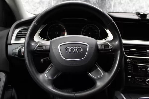Audi A4 Allroad 2,0 TDI Quattro, xenony - foto 21