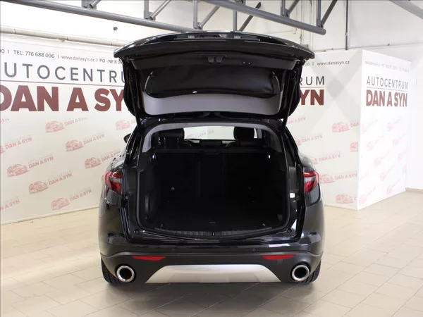 Alfa Romeo Stelvio 2,0 TBi 280k Q4 Kůže Led - foto 7