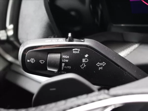 Škoda Kodiaq 2,0 TDI SL 142KW 4X4 EL. TAŽNÉ - foto 20
