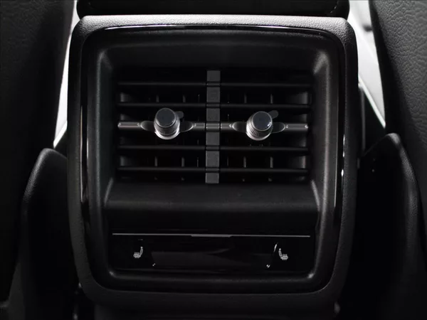 Škoda Kodiaq 2,0 TDI SL 142KW 4X4 EL. TAŽNÉ - foto 29