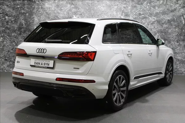 Audi Q7 3,0 TDI quattro S line - foto 2