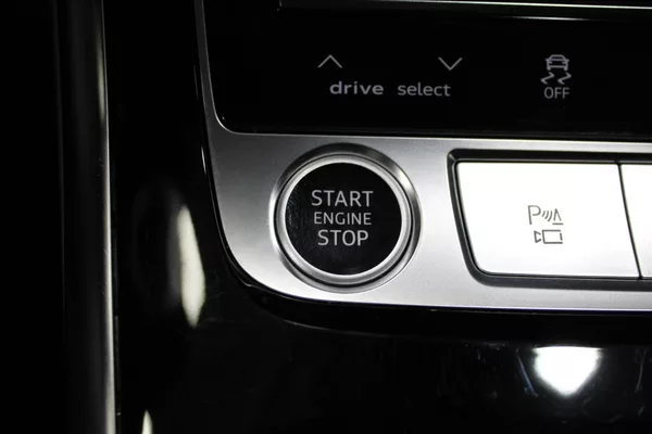 Audi Q7 3,0 TDI quattro S line - foto 29