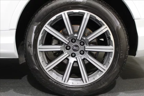 Audi Q7 3,0 TDI quattro S line - foto 36