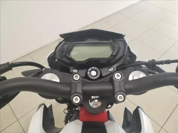 Benelli BN 125 - White 0,1 - foto 10