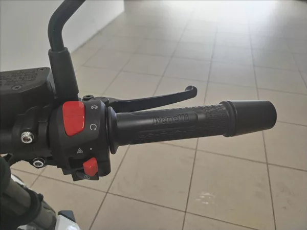 Benelli BN 125 - White 0,1 - foto 11