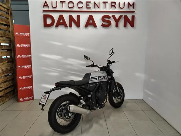 Brixton CROSSFIRE 500 X Bullet Silver - foto 3