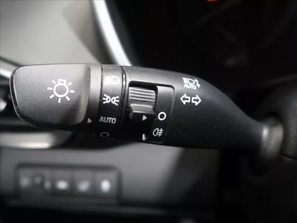 Hyundai Santa Fe 2,2 CRDi Smart 1.majitel CZ - foto 18