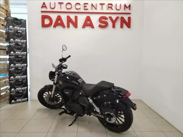 Keeway RK-V125 C BLACK 0,1 - foto 4