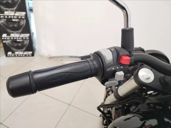 Keeway RK-V125 C BLACK 0,1 - foto 7