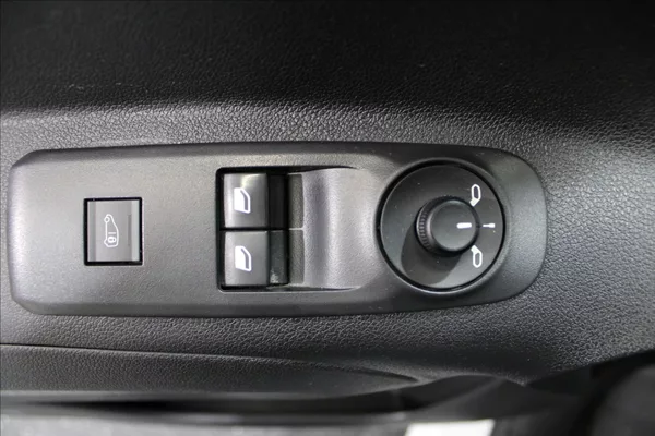 Citroën Berlingo 1,2 PureTech 1.majitel CZ - foto 11