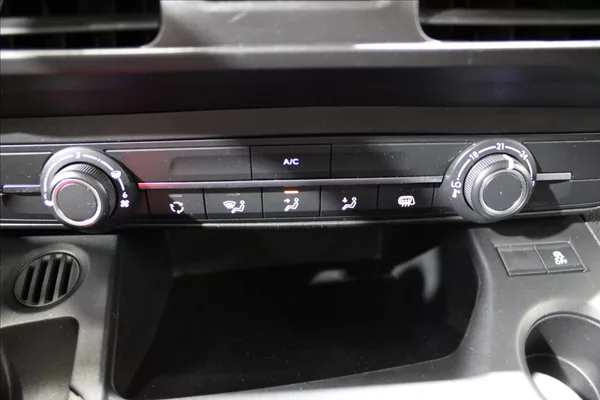 Citroën Berlingo 1,2 PureTech 1.majitel CZ - foto 19