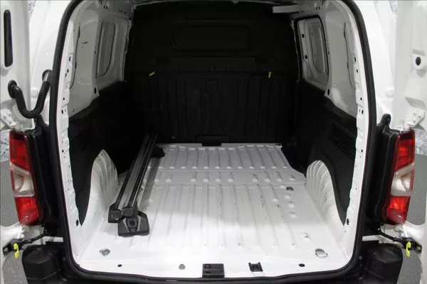 Citroën Berlingo 1,2 PureTech 1.majitel CZ - foto 6