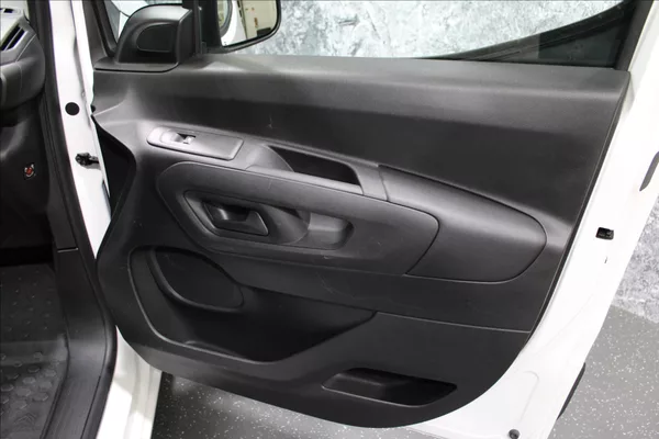 Citroën Berlingo 1,2 PureTech 1.majitel CZ - foto 9