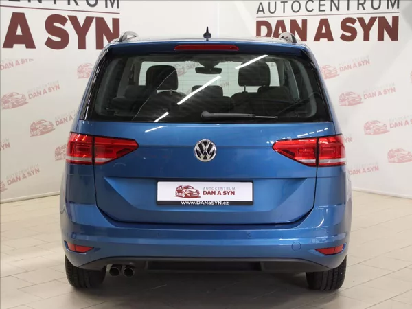 Volkswagen Touran 2,0 TDI 110KW LED 1.majitel - foto 5