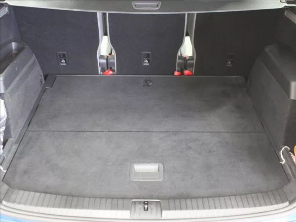 Volkswagen Touran 2,0 TDI 110KW LED 1.majitel - foto 8