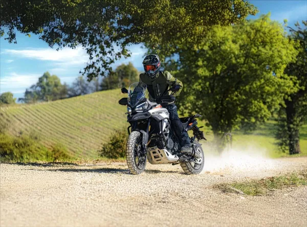 MBP T1002VX V-TWIN SKLADEM 1,0 - foto 6