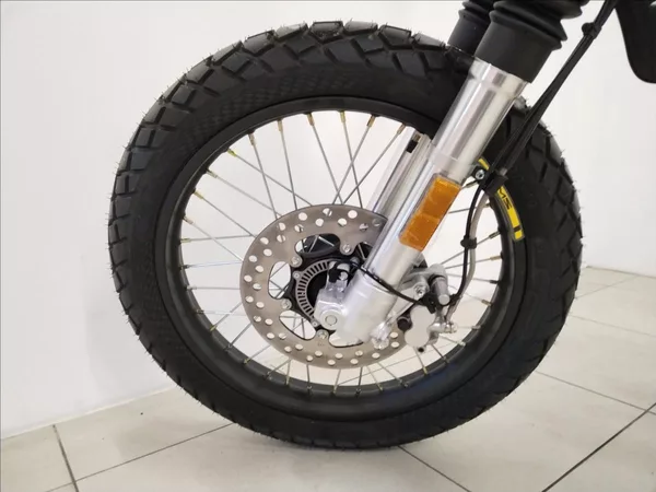 SWM SIX6 500 TRAVELER EURO5 0,5 - foto 11