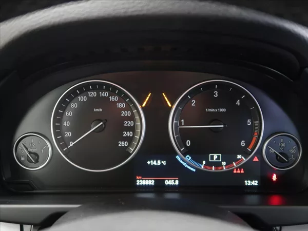 BMW X5 2,0 xDrive25d Steptronic 7míst - foto 21
