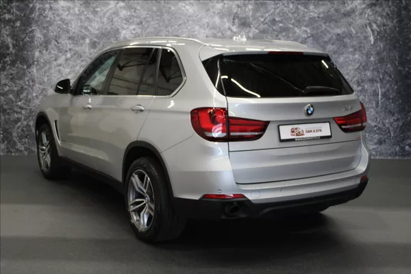 BMW X5 2,0 xDrive25d Steptronic 7míst - foto 3