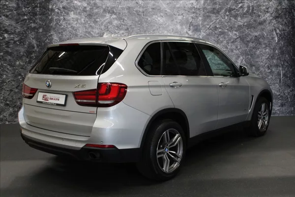 BMW X5 2,0 xDrive25d Steptronic 7míst - foto 4