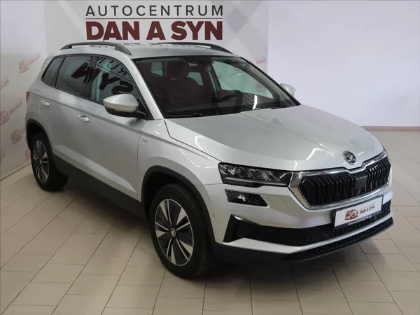Škoda Karoq 2,0 TDI DSG Tour 1.majitel - foto 3