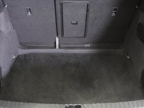 Škoda Karoq 2,0 TDI DSG Tour 1.majitel - foto 8