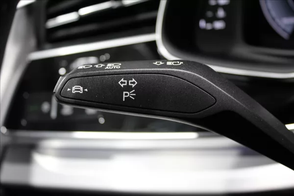 Audi Q7 3,0 TDI Quattro S-Line - foto 20