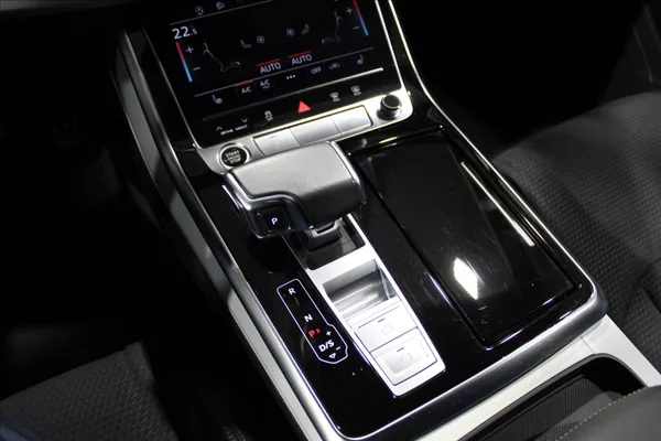 Audi Q7 3,0 TDI Quattro S-Line - foto 30