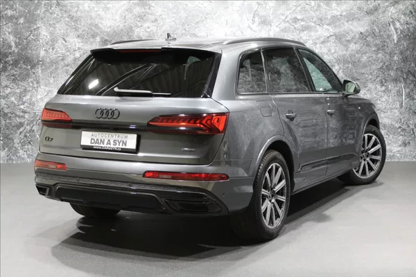 Audi Q7 3,0 TDI Quattro S-Line - foto 5