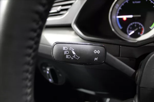 Škoda Superb 1,4 IV 115KW Style DSG - foto 16