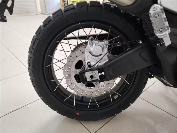 Benelli Leoncino 800Trail 0,8 - foto 15