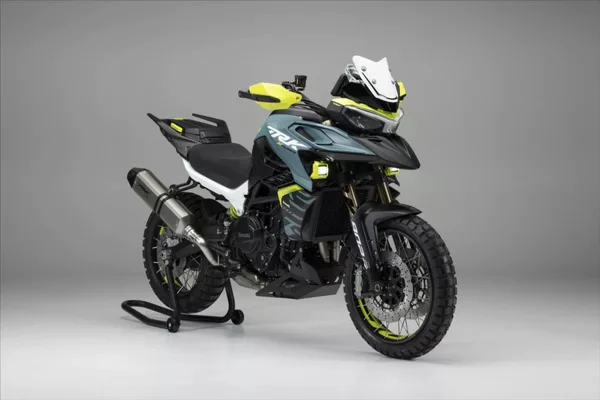 Benelli TRK 902 XPLORER SKLADEM 0,9 - foto 2