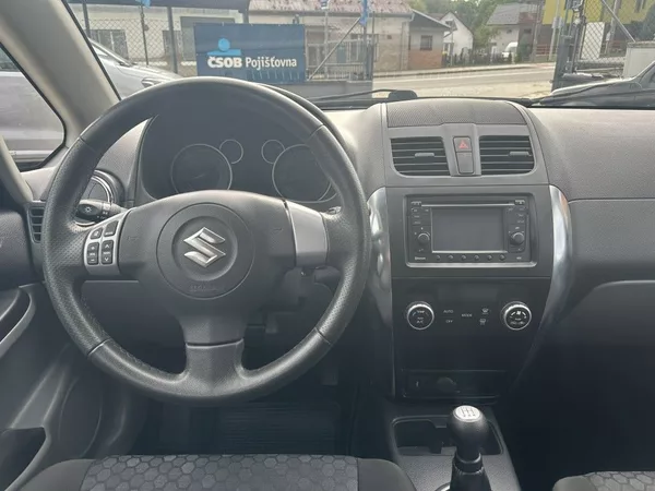 Suzuki SX4 Style 1.6i 88kW serviska - foto 10