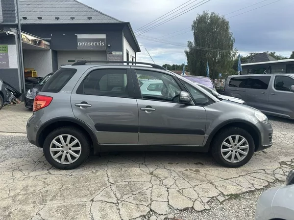 Suzuki SX4 Style 1.6i 88kW serviska - foto 2