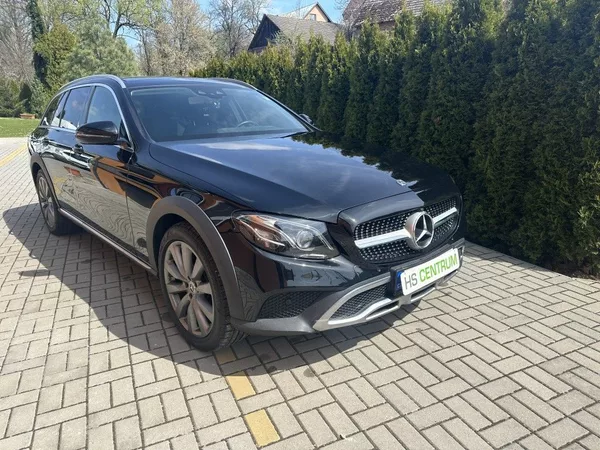 Mercedes-Benz Třídy E E 220d 4MATIC All-TerrainT