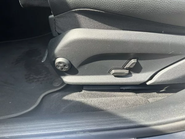 Mercedes-Benz Třídy E E 220d 4MATIC All-TerrainT - foto 13
