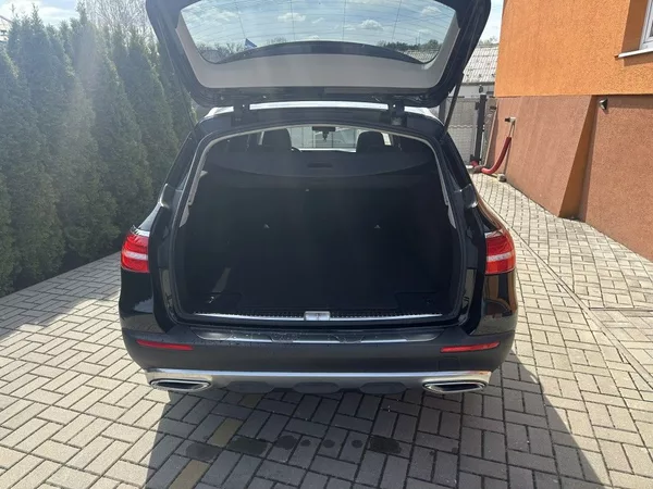 Mercedes-Benz Třídy E E 220d 4MATIC All-TerrainT - foto 5